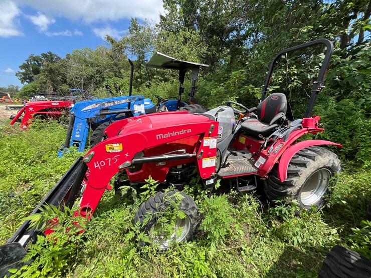 2022-mahindra-1635s-compact-utility-tractor-w/loader-image-7