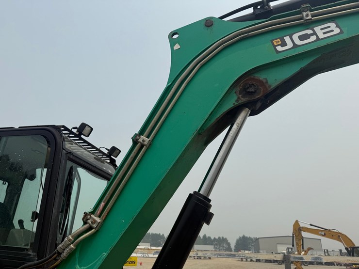 jcb-85z-1-image-26