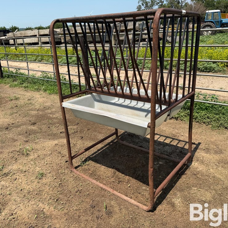Horse Hay Feeder