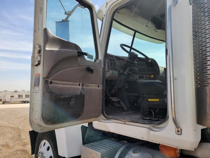2007-mack-chn613-image-27