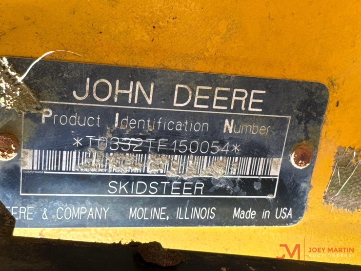 deere-ct332-image-22