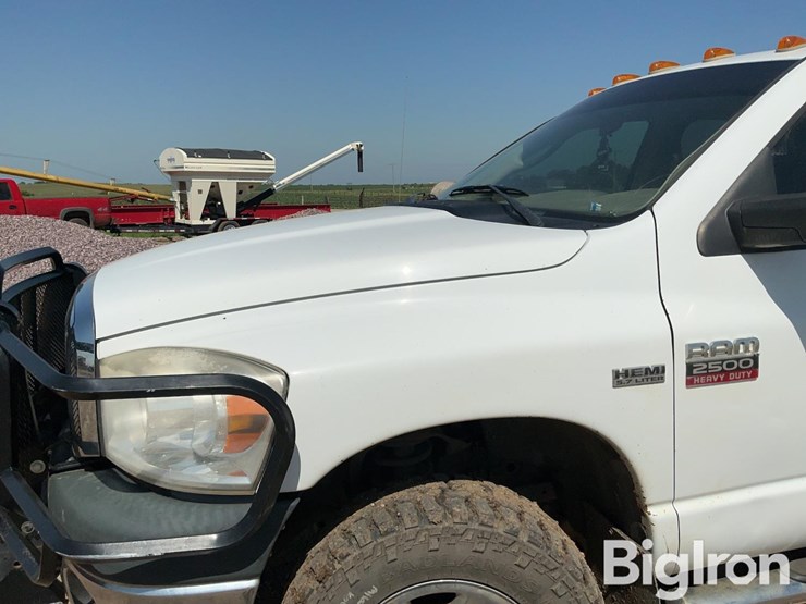 2009-dodge-ram-2500-image-16