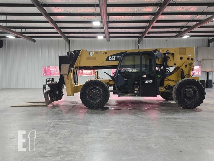 2013-caterpillar-tl1055c-image-5