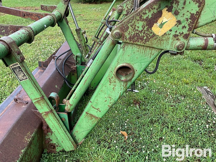 john-deere-158-image-13