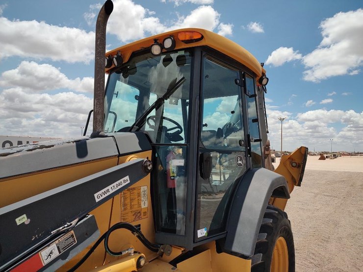 2011-deere-310sj-image-14