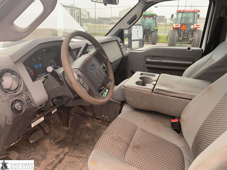 2015-ford-f350-image-11