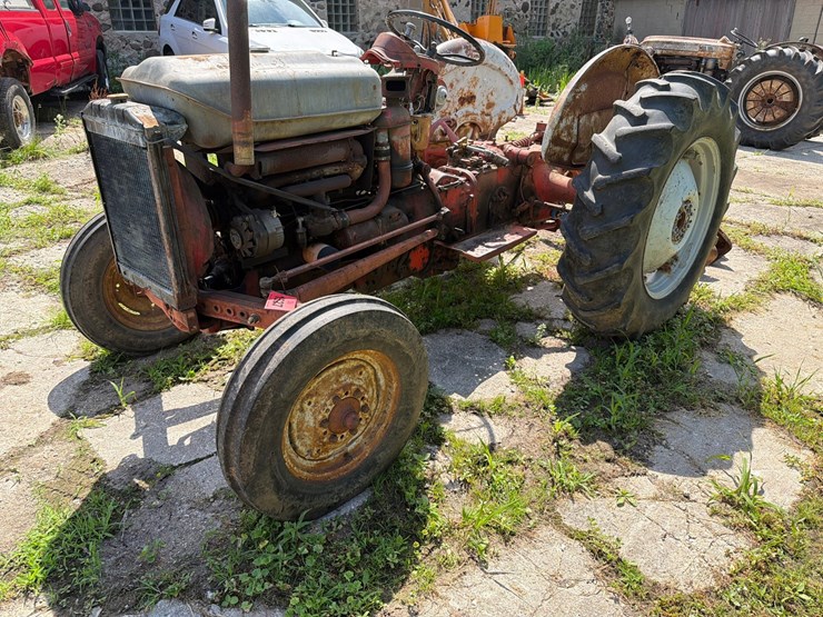 ford-801-image-1