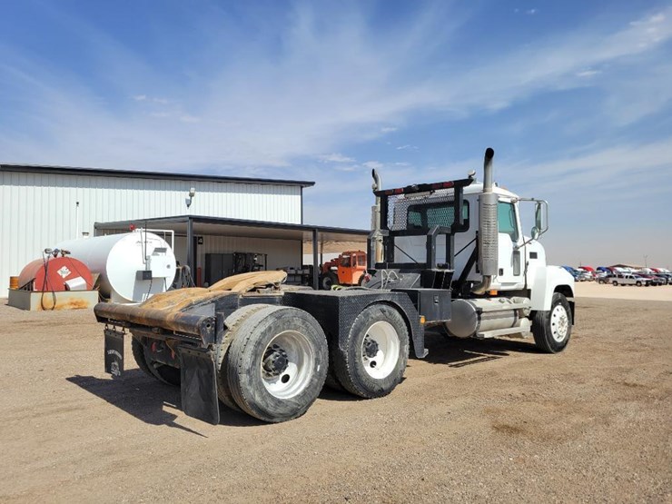 2007-mack-chn613-image-5