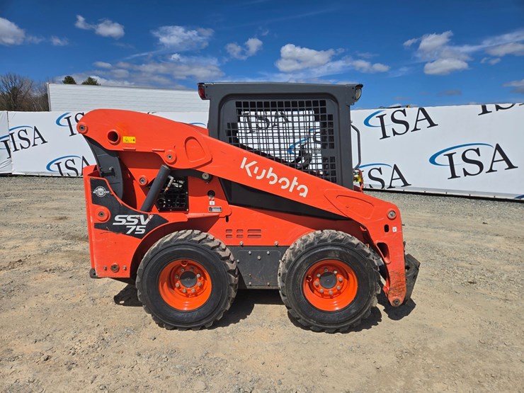 kubota-ssv75-image-6