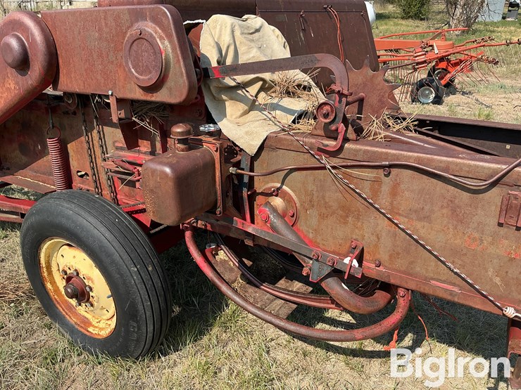 new-holland-68-image-18