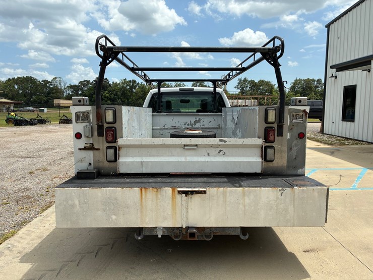 2015-ford-f350-xl-image-5
