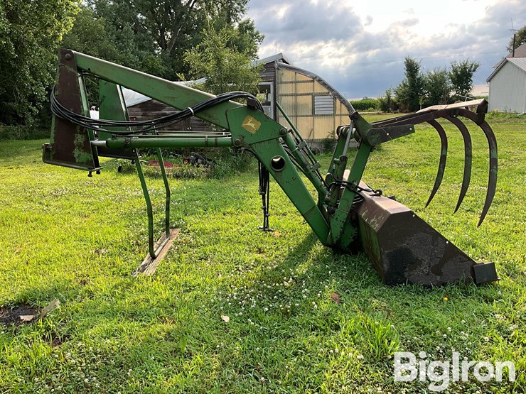 john-deere-158-image-4