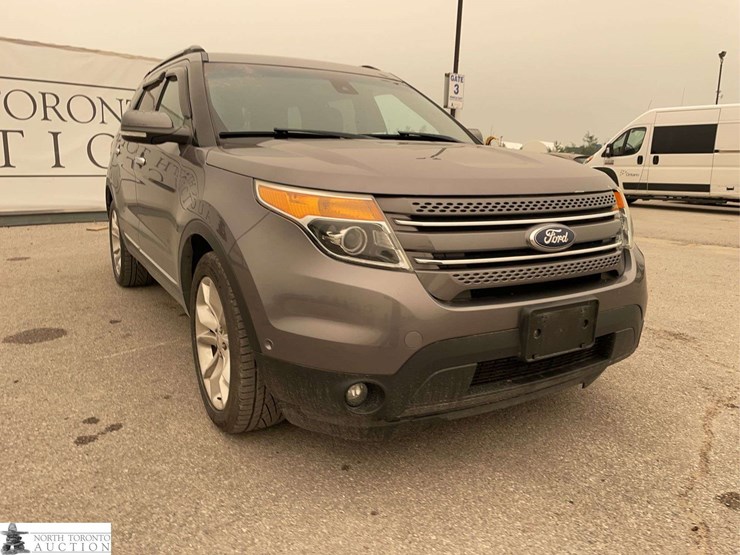 2014-ford-explorer-image-3