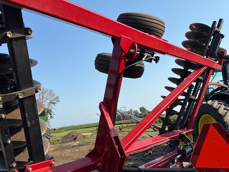 2012-case-ih-370-image-28