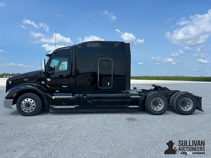 2015-peterbilt-579-image-8