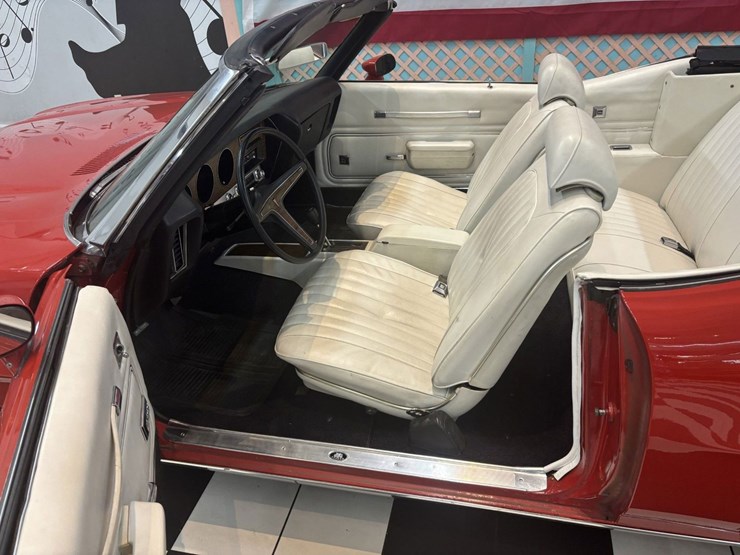 #1877-•-1972-pontiac-lemans-convertible-image-36