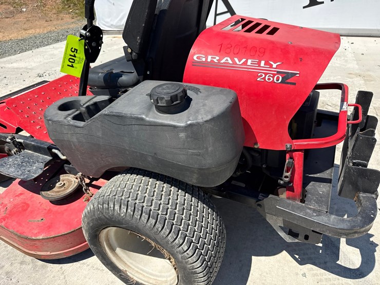 gravely-260z-image-22