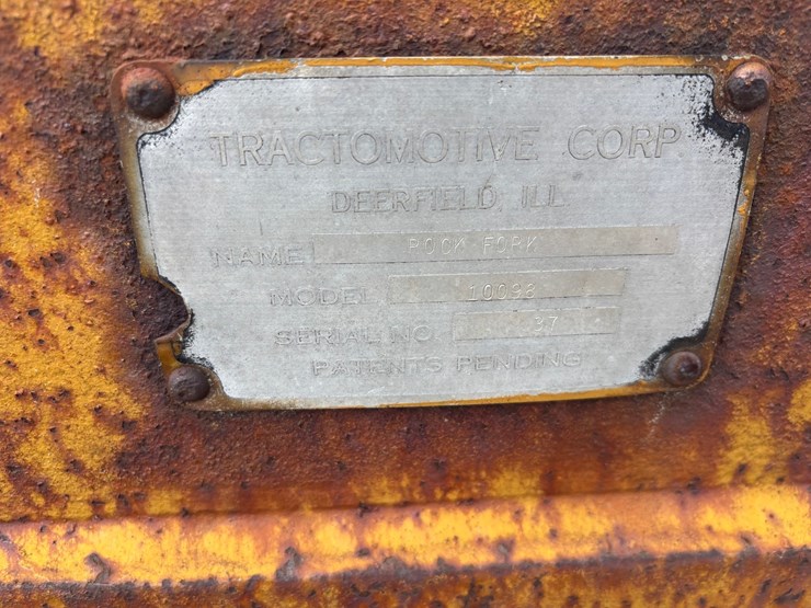 #2289-•-tractor-motor-corp-10098-8'-dozer-mounted-root-rake-image-13