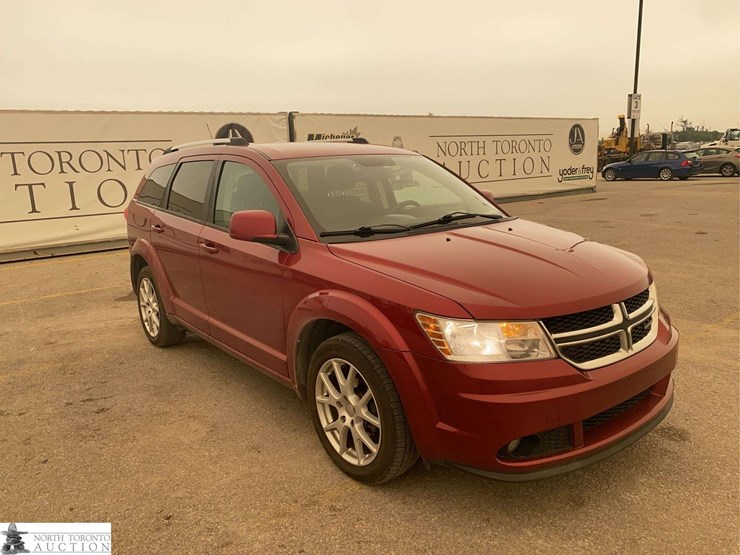 2011-dodge-journey-image-3
