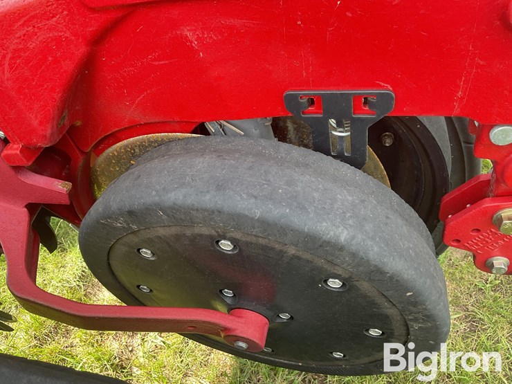 2024-case-ih-2150-image-10