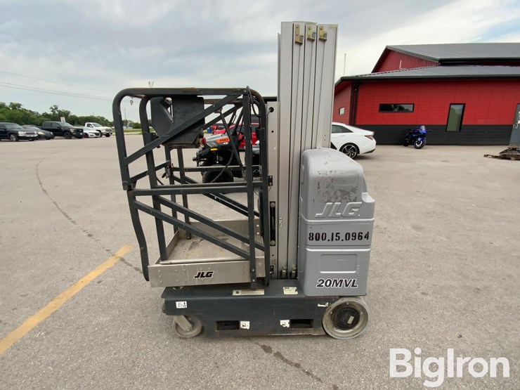 2017-jlg-20mvl-image-4