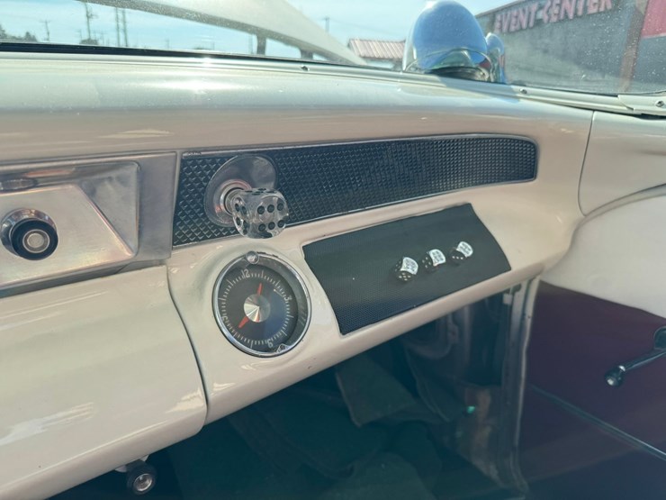 #1894-•-1955-pontiac-catalina-coupe-image-29
