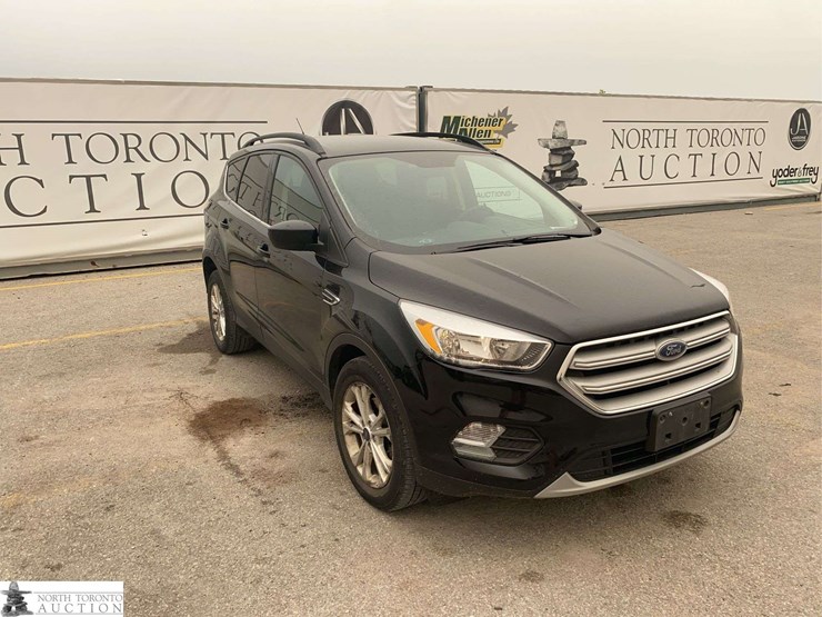 2018-ford-escape-se-image-3