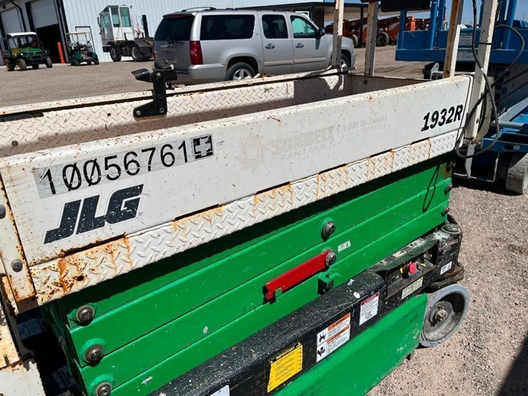 2018-jlg-1932r-image-10