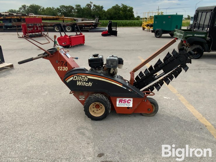 2005-ditch-witch-1230h-image-4