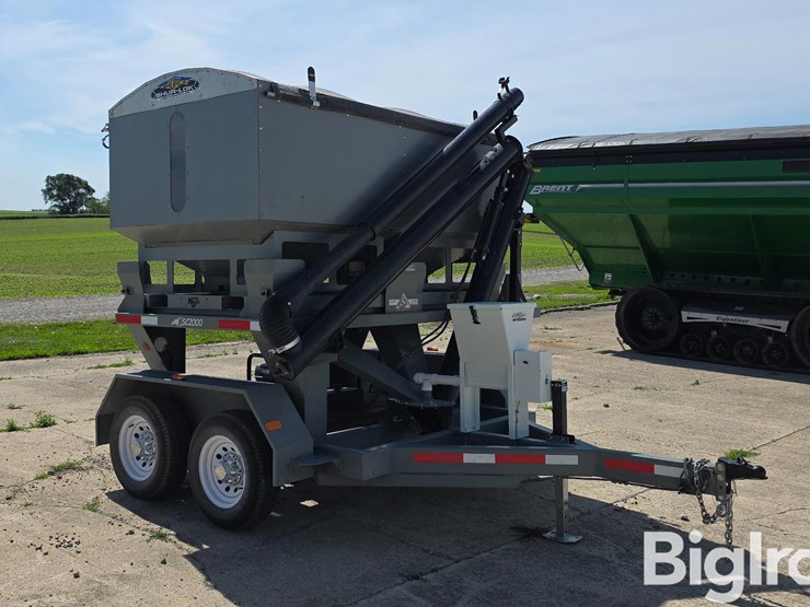 hitchdoc-hsc2000-seed-tender-image-3