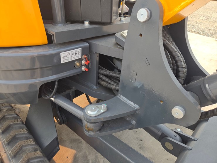 #5090-•-2026-future-ft30-mini-excavator-image-20