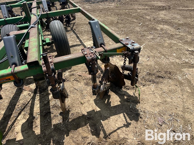 john-deere-550-image-16