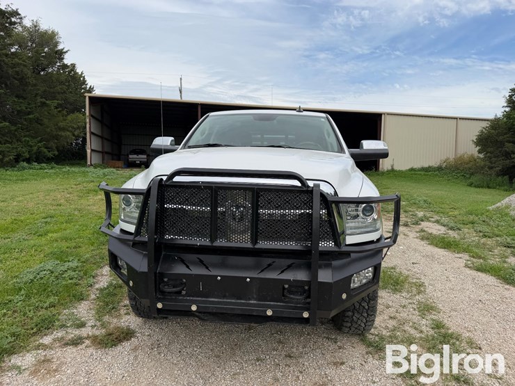 2016-dodge-2500-image-2