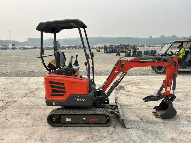 #5182-•-2026-cfg-industrial-fme51-mini-excavator-image-6