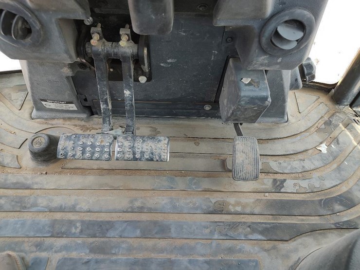 2016-deere-310sl-hl-image-34