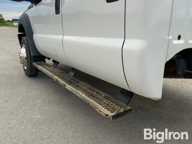 2013-ford-f550-xl-image-15