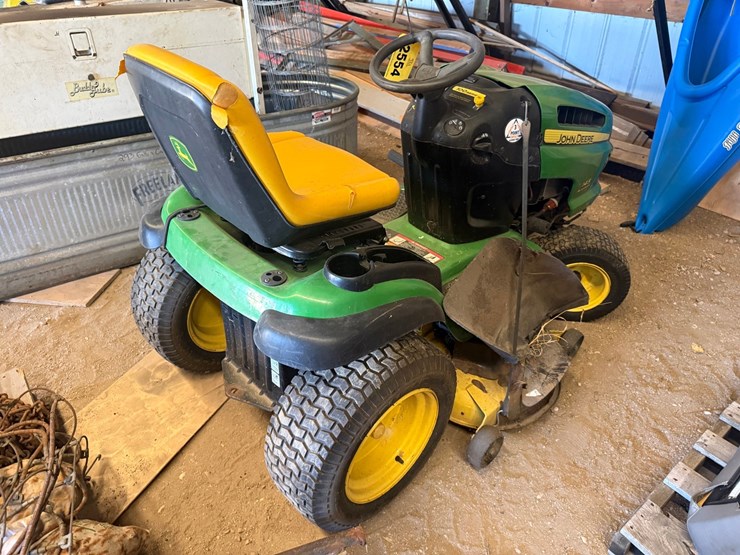 john-deere-145-image-3