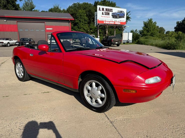 #1872-•-1990-mazda-miata-convertible-image-7