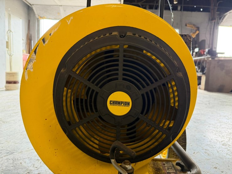 #4059-•-2021-champion-224cc-walk-behind-blower-image-10