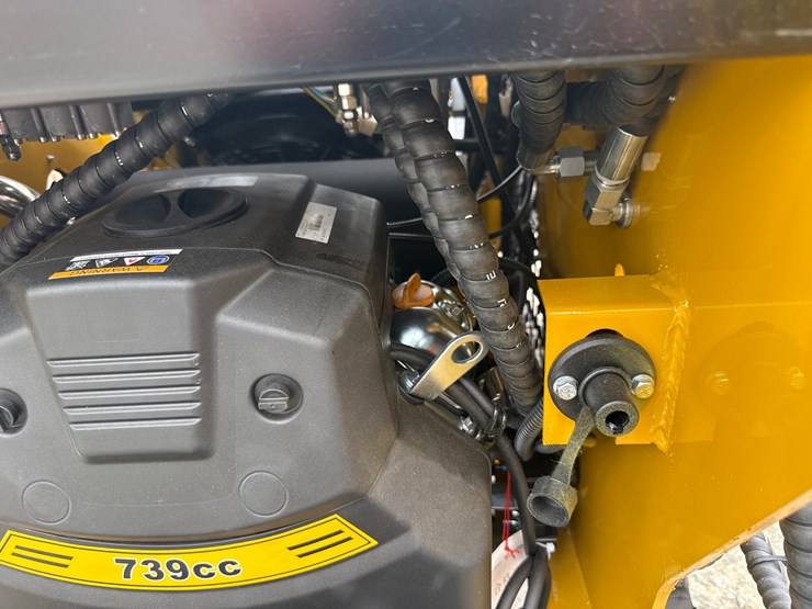 #5160-•-2026-agt-mx-crt23-mini-skid-steer-image-20