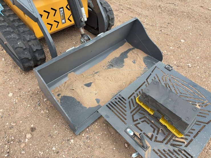 mini-2025-sdll60-skid-steer-image-4