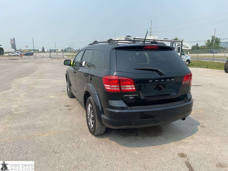2015-dodge-journey-image-7