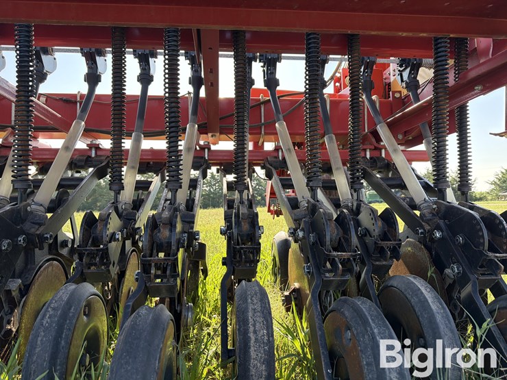 2008-krause-5200m-20-pro-system-minimum-till-precision-grain-drill-image-20