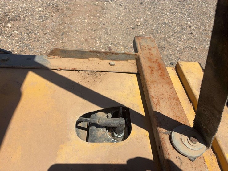 mcghs-zero-turn-mower-image-18