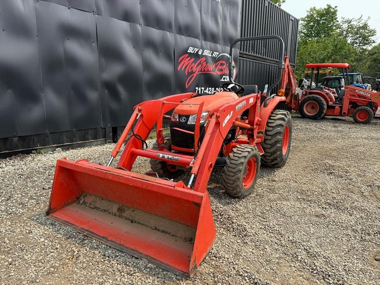 2019-kubota-l2501d-image-8