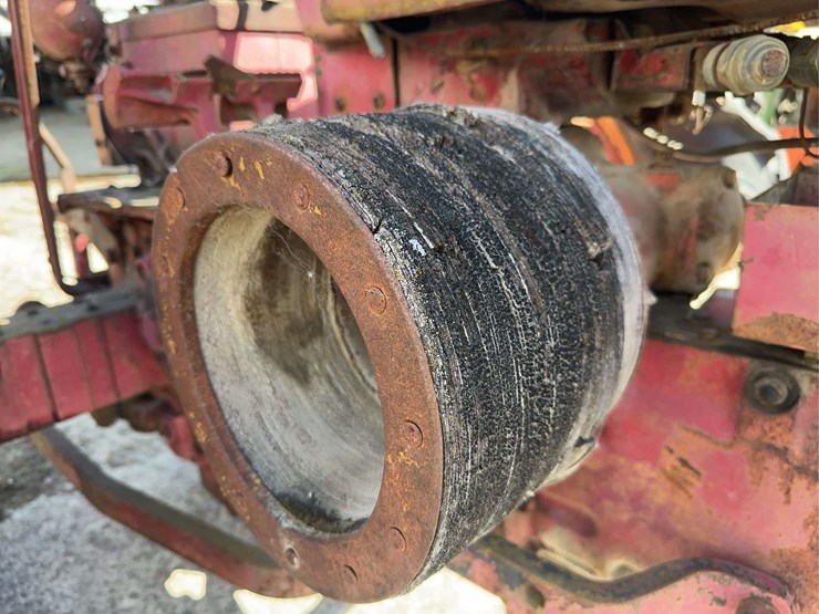 farmall-300-gas-image-18
