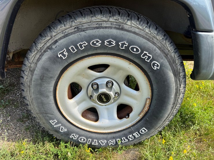 2001-jeep-cherokee-image-39