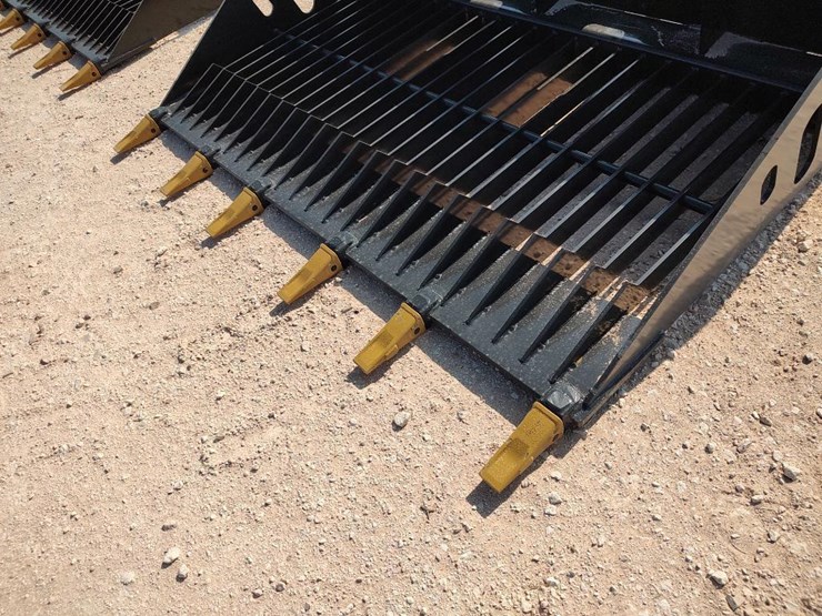 wolverine-rsb66-68"-skid-steer-skeleton-rock-bucket-w/teeth-image-9