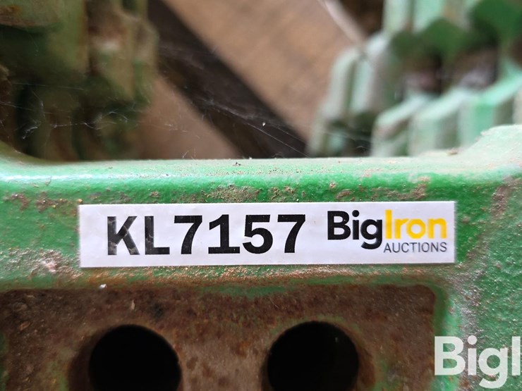 john-deere-suitcase-weights-image-14