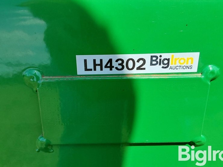 john-deere-8-image-14